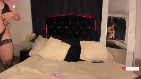 Camila cruz online show from November 20, 8:39 pm