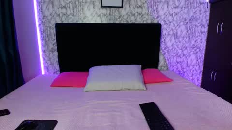 Camila  online show from November 18, 8:23 pm