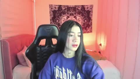 Snapshot of camiilaatorres chatting on October 6, 5:42 pm camila online show from October 6, 5:42 pm