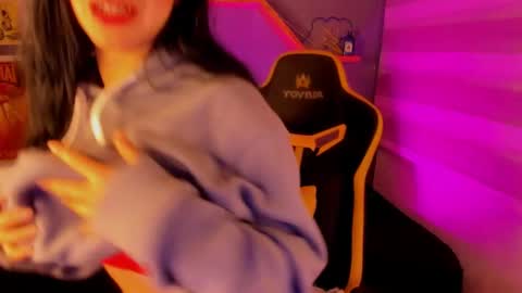 camila online show from October 30, 4:02 am