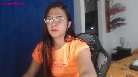 Snapshot of camila_bigcock_ts chatting on October 15, 7:32 am camila online show from October 15, 7:32 am