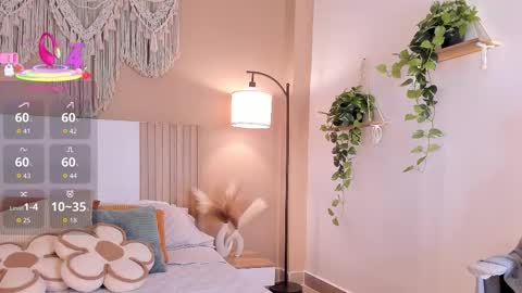 camila_bustamante_ online show from March 17, 4:56 pm