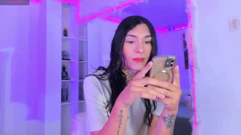Snapshot of camila_coxx chatting on October 10, 12:16 am s online show from October 10, 12:16 am