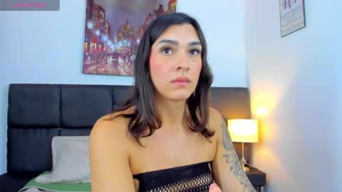 Snapshot of camila_coxx chatting on January 24, 11:26 am s online show from January 24, 11:26 am