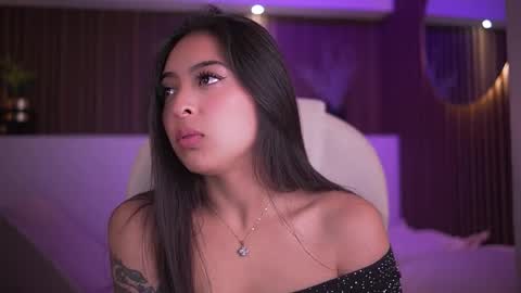 Camila online show from November 20, 4:33 am