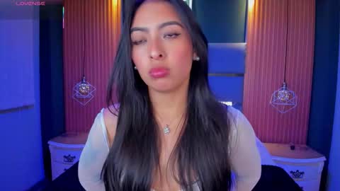 Snapshot of camila_dupont chatting on September 11, 3:41 am Camila online show from September 11, 3:41 am