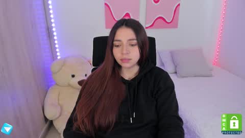  C A M I  online show from February 27, 9:58 pm