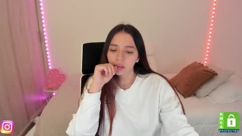  C A M I  online show from October 10, 2:06 am