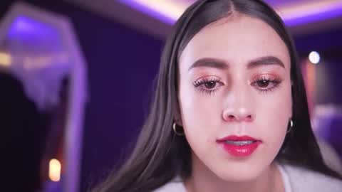 camila_martinez9 online show from November 5, 11:34 am