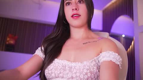 camila_martinez9 online show from March 9, 11:37 am