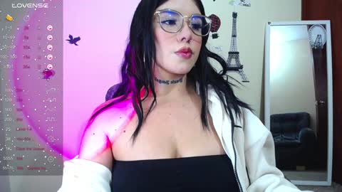 Cami online show from January 22, 3:29 pm