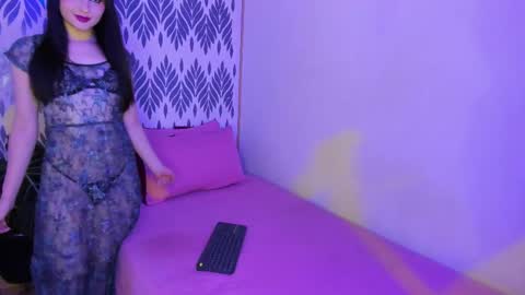 Snapshot of camilaandrade_ chatting on March 11, 11:23 am Cami online show from March 11, 11:23 am