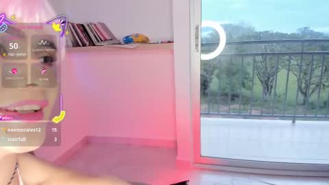 Snapshot of camilaandrade_ chatting on September 16, 11:12 am Cami online show from September 16, 11:12 am
