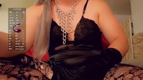 camila online show from November 24, 10:52 pm