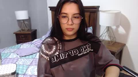 camilacarter online show from November 13, 12:57 am