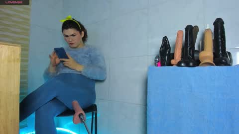 camilasexyhorny online show from April 25, 4:03 am