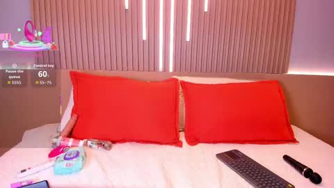 Snapshot of camile_cute chatting on September 19, 9:40 pm camile_cute online show from September 19, 9:40 pm