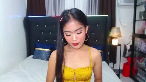 Snapshot of camilla_morena chatting on March 7, 2:15 am camilla_morena online show from March 7, 2:15 am