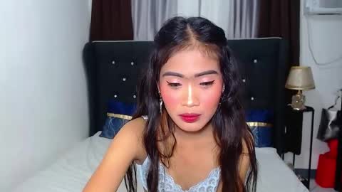 Snapshot of camilla_morena chatting on March 8, 2:01 am camilla_morena online show from March 8, 2:01 am