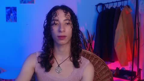 Snapshot of camille_delrey chatting on December 1, 11:29 pm Camille online show from December 1, 11:29 pm