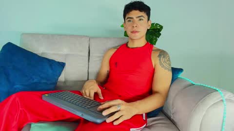 Snapshot of camilo_xcam chatting on October 4, 9:56 pm CAMILO online show from October 4, 9:56 pm