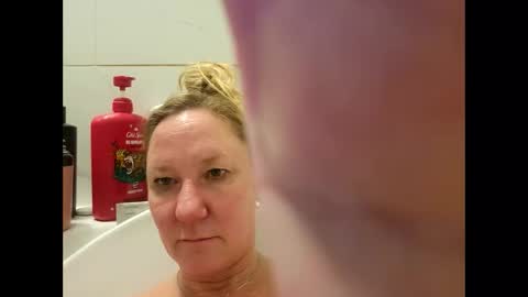 campbellcourtney385 online show from January 13, 3:14 am