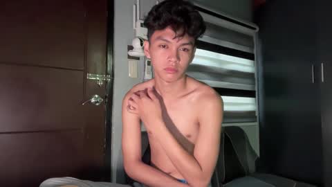 Snapshot of camwithethan chatting on September 30, 9:58 pm Ethan online show from September 30, 9:58 pm