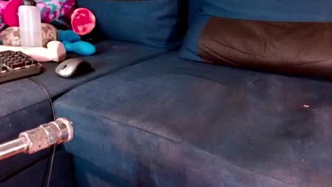 mark the Slut online show from June 14, 1:38 am