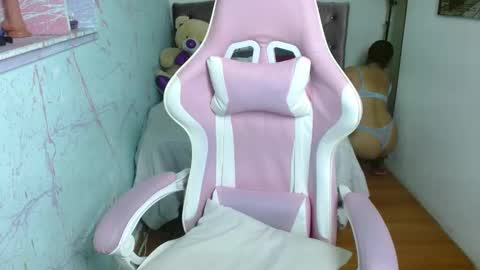 Snapshot of candela_smith chatting on October 1, 5:34 pm Candelaria online show from October 1, 5:34 pm