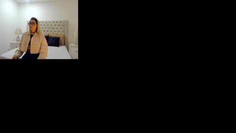 Candie  online show from October 17, 11:14 am