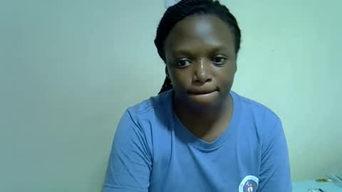 candiemaya online show from February 8, 7:12 am