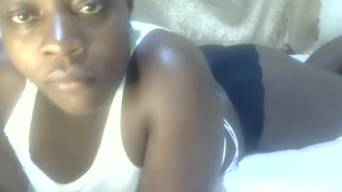 Snapshot of candy_ary chatting on October 9, 9:04 am candy_ary online show from October 9, 9:04 am