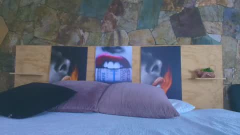 Jolie online show from November 6, 8:23 pm