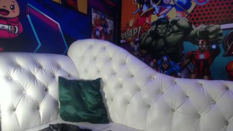 Snapshot of candy_hairy chatting on October 5, 6:55 am candy online show from October 5, 6:55 am