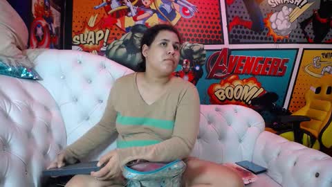 Snapshot of candy_hairy chatting on September 24, 3:02 am candy online show from September 24, 3:02 am