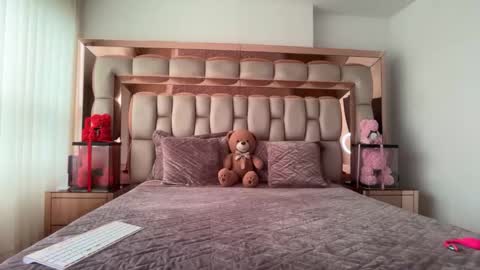 samantha online show from February 22, 5:59 pm