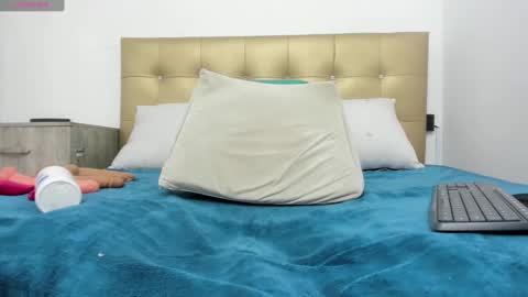 candy_sex_18x online show from October 11, 1:21 am