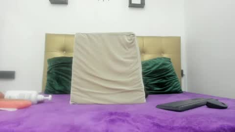 candy_sex_18x online show from April 30, 2:16 am