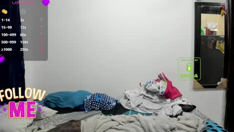 candy_val online show from June 26, 5:13 am