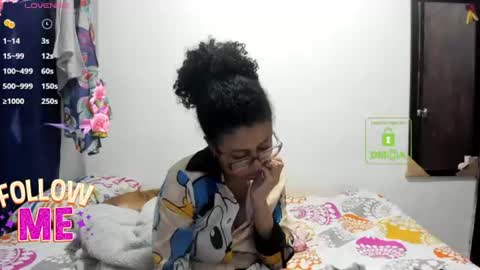 candy_val online show from July 26, 5:49 am