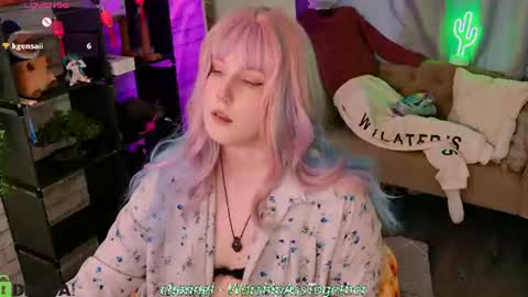Mary online show from June 22, 3:25 am
