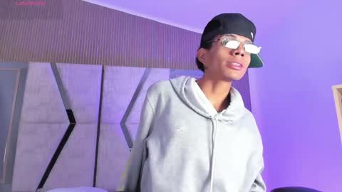  and MarilynHot online show from April 28, 9:52 pm