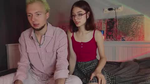 Snapshot of candybeee chatting on November 1, 2:49 pm candybeee online show from November 1, 2:49 pm