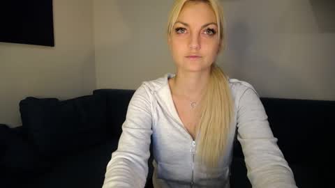 candycathc online show from February 23, 11:33 am