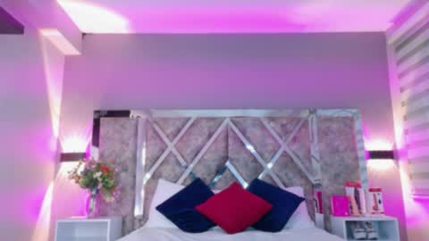 candyluxury_ online show from May 11, 2:45 pm