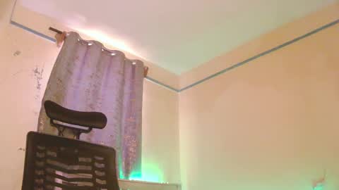 Snapshot of candymia3 chatting on October 1, 8:57 am Candice online show from October 1, 8:57 am