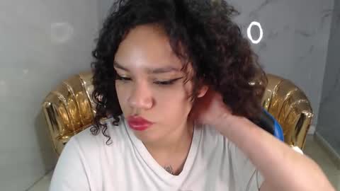 Snapshot of canela_s1 chatting on October 13, 8:11 pm canela_s1 online show from October 13, 8:11 pm