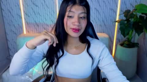 Canela  online show from May 19, 8:38 pm