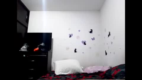 CANELA online show from October 17, 10:58 pm
