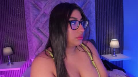 GABRIELA LOPEZ online show from February 20, 5:29 am